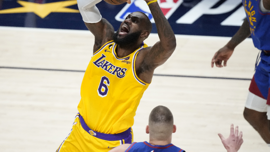 REŠIO UTAKMICU Jokić ne igra odbranu? Pitajte Lebrona, on sad zna sve (VIDEO)