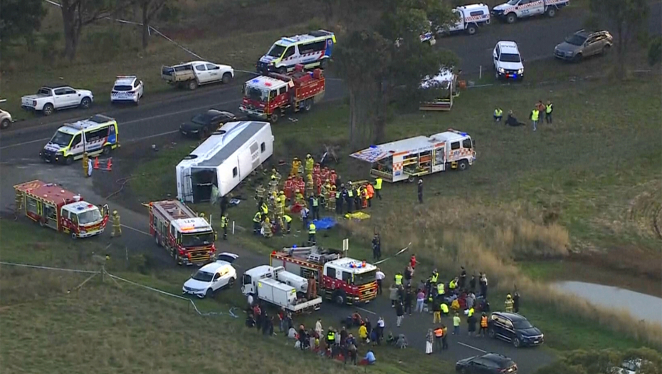 STRAVIČNA SAOBRAĆAJNA NESREĆA Kamion u punoj brzini se zakucao u školski autobus