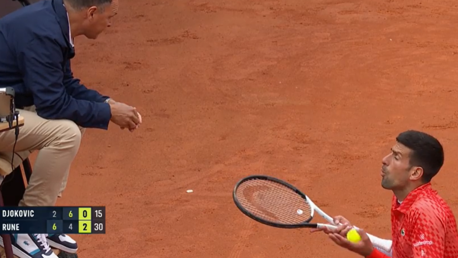 ZAŠTO TO RADITE, ZABOGA? Sudija naljutio Đokovića, Novak mu odmah sve objasnio (FOTO)