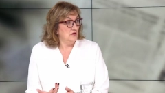 IDEOLOG PROTESTA BILJANA STEPANOVIĆ ORGANZUJE HAJKU NA ŠKOLSKE POLICAJCE Vučiću, kriv si što će nam deca biti bezbedna