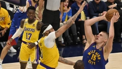 SRBIN UČI AMERE DA IGRAJU BASKET Jokić oborio rekord star 56 godina - ISTORIJA