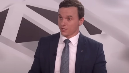 IDEOLOG BLOKADE SRBIJE: Ambasadorka Srbije da podnese ostavku jer se protivi nezavisnosti Kosova!