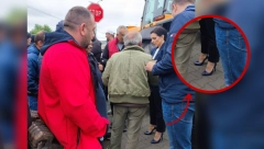 MARINIKA TEPIĆ DAJE INSTRUKCIJE Paorka na štiklama, protest pod njenom palicom (FOTO)