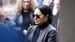 ZLATA PETROVIĆ SAHRANILA BRATA! Potresne scene na groblju, Peja se ne odvaja od sina
