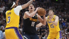 SRBIN PONOVO ISPISAO ISTORIJU NA TLU AMERIKE Novi tripl-dabl Jokića, niko ovo pre nije uradio u NBA ligi