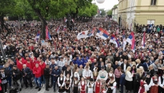 NE BRINITE, HRVATI, ZA VUČIĆEV MITING Nije on falsifikovao broj ljudi, već Šolakovi štićenici u Srbiji!