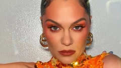 DŽESI DŽEJ POSTALA MAMA Na svet donela sina, srećne vesti podelila sa fanovima (FOTO)