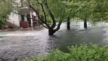 REKA SAVA SE IZLILA IZ KORITA Prve slike zastrašujućeg nevremena u Zagrebu