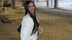 PROCURILO GOLIŠAVO IZDANJE EDITE ARADINOVIĆ IZ KREVETA Pevačica bacila u prvi plan grudi, a onda raširila noge bez imalo blama (FOTO)