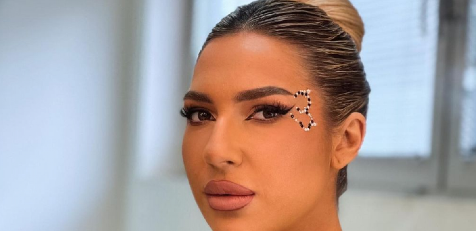 SNIMA SPOT U HELIKOPTERU Jovana Jeremić zvanično postaje pevačica, sada se oglasila i otkrila sve detalje!