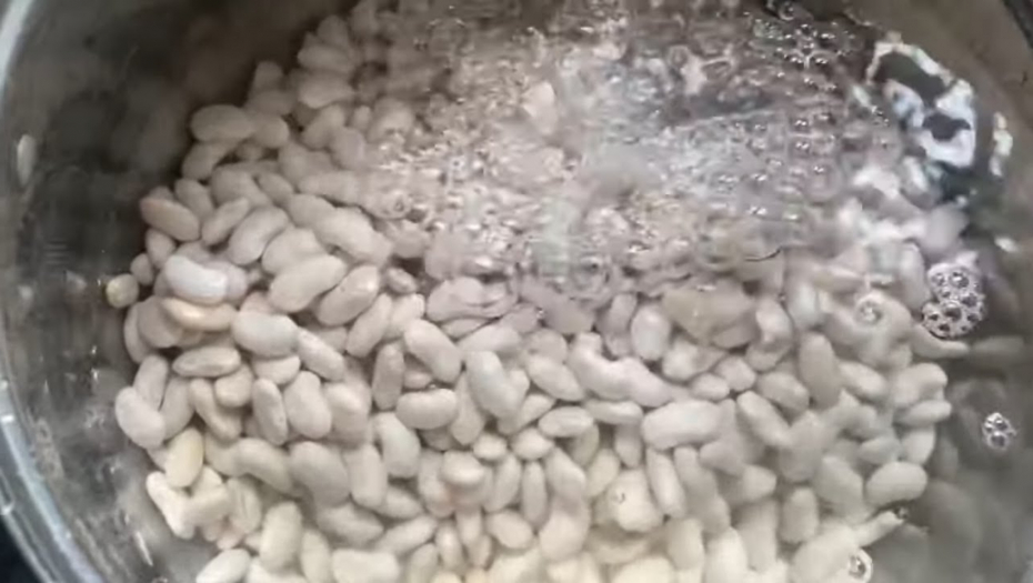 OVO MALO KO ZNA Kad vidite koliko voda od pasulja pomaže više je nećete bacati