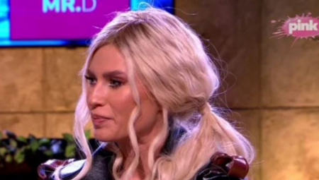 "ZAŠTO SE MOJE IME SPOMINJE?!" Đokovićeva snajka se pravda nakon skandala u avionu, evo šta kaže nakon što je fizički napala stjuardesu