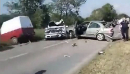 DRAMA U APATINU Lančani sudar, sedam vozila smrskano (VIDEO)