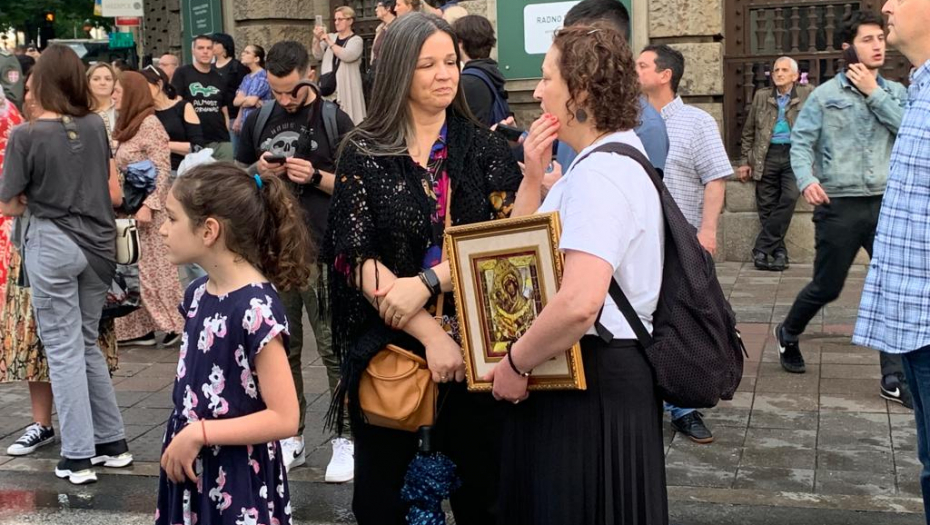 OVO SE NIKAKO NE RADI NA SPASOVDAN, MOŽE DONETI BOLEST U DOMAĆINOVU KUĆU! Ovaj krstić je danas KRUCIJALAN - tiče se napada demona!