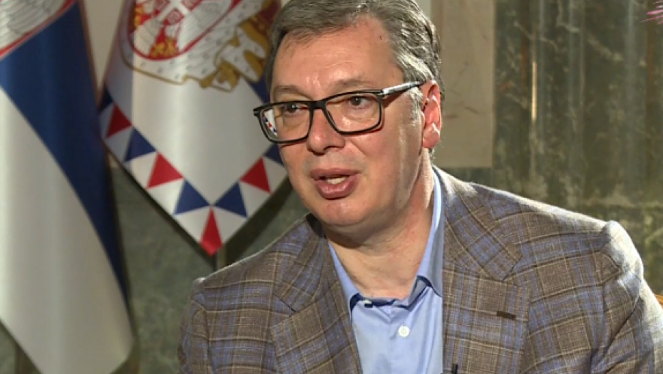 VUČIĆ: Do sada predato 45.000 komada oružja