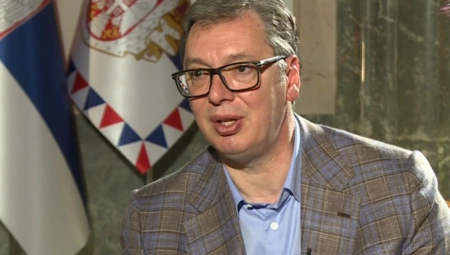 VUČIĆ: Do sada predato 45.000 komada oružja