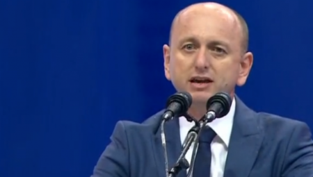 Crnogorski nacionalisti napali Kneževića i Mandića na Cetinju