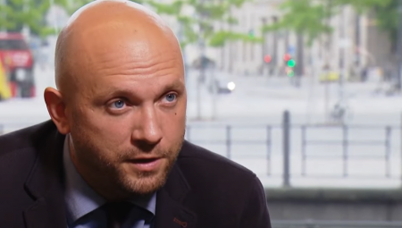 PRIŠTINA NIJE ISPUNILA ZAHTEVE EU Specijalni izaslanik Nemačke za Balkan razotkrio lažnu državu