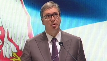 VUČIĆ NAJAVIO VELIKI PODUHVAT U Kragujevcu ćemo izgraditi najlepši stadion "Čika Dača"