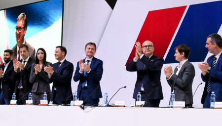 DONETA ODLUKA O MANDATARU I PREDSEDNIKU SKUPŠTINE Vrh Spske napredne stranke saglasio se o kadrovskim rešenjima