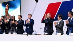 DONETA ODLUKA O MANDATARU I PREDSEDNIKU SKUPŠTINE Vrh Spske napredne stranke saglasio se o kadrovskim rešenjima