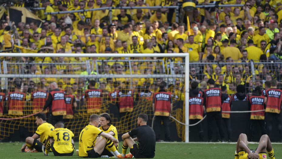 TRAGEDIJA BORUSIJE DORTMUND Ovako je tekla najluđa završnica u istoriji Bundeslige