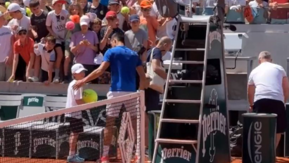 NOLE POKAZAO VELIČINU Đoković prekinuo trening, pa pomogao dečaku kojem je pozlilo (VIDEO)