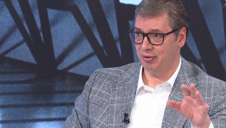 VUČIĆ O ULAGANJU U FILMSKU INDUSTRIJU Kažete, narodne pare - gde su bile te narodne pare kad mi nismo bili na vlasti?