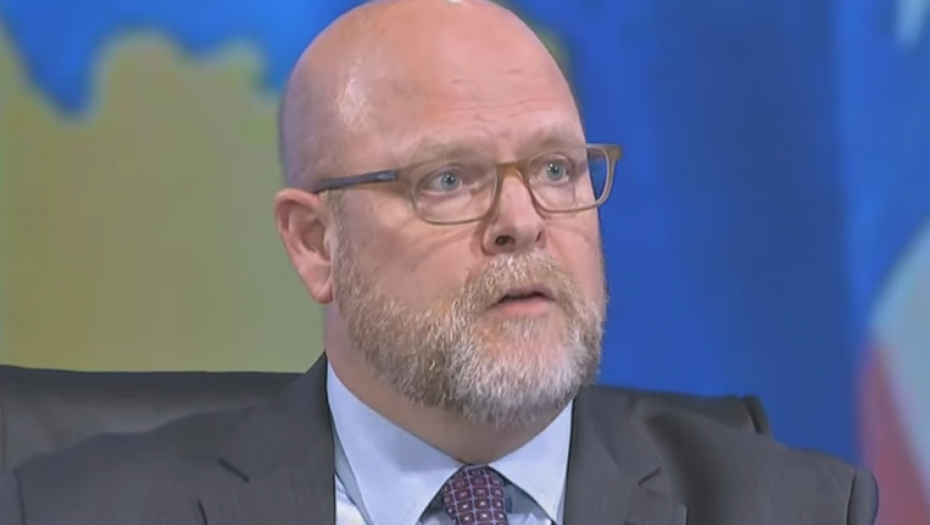 "HITNO FORMIRATI ZSO" Jasna poruku Kurtiju i Prištini - oglasio se ambasador SAD