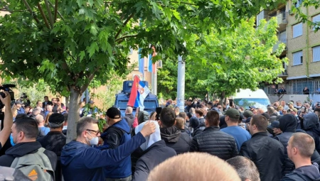 Počelo okupljanje građana na severu Kosova i Metohije