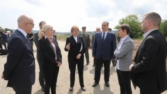 POČELI PRIPREMNI RADOVI NA IZGRADNJI OBJEKTA U OKVIRU KAMPUSA BIO 4 Vučević: Od strateškog značaja za dalji razvoj Srbije (FOTO)