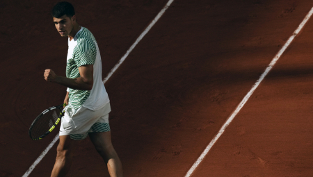 ALKARAZ NAPRAVIO VELIKU PROMENU PRED DUEL SA NOVAKOM Španac je ovo prvi put uradio od početka Rolan Garosa