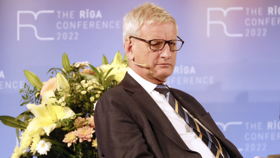 KARL BILT: Priština je kriva za eskalaciju