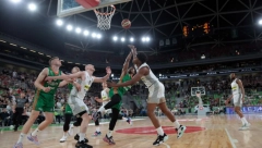 SA PREKO POLA TERENA Pogledajte trojku Dantea Egzuma sa zvukom sirene u Ljubljani (VIDEO)