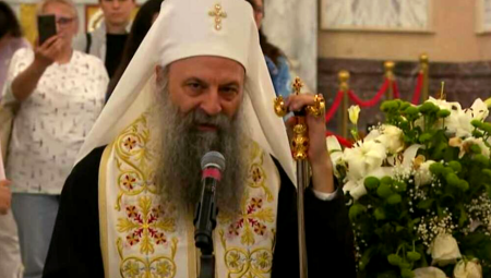 PATRIJARH PORFIRIJE SE MOLI ZA BEZBEDAN POVRATAK SRBA IZ IZRAELA Oni će ih dočekati na aerodromu uz blagoslov
