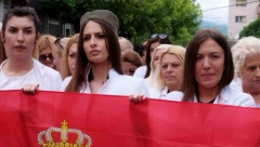 ŠAJKAČOM PROTIV KURTIJEVIH NASILNIKA Mirno lice protesta Srba u Zvečanu (FOTO)