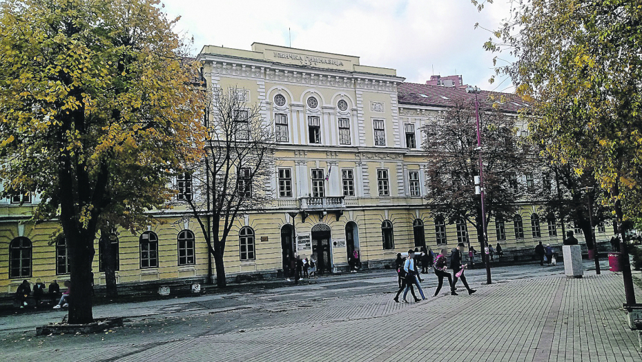 ODRŽANA PROBNA DRŽAVNA MATURA IZ SRPSKOG JEZIKA Simo Matavulj namučio školarce!