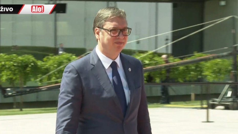 PREDSEDNIK VUČIĆ U MOLDAVIJI "Molio sam jutros Srbe sa severa KiM da istraju u borbi, na miran način"