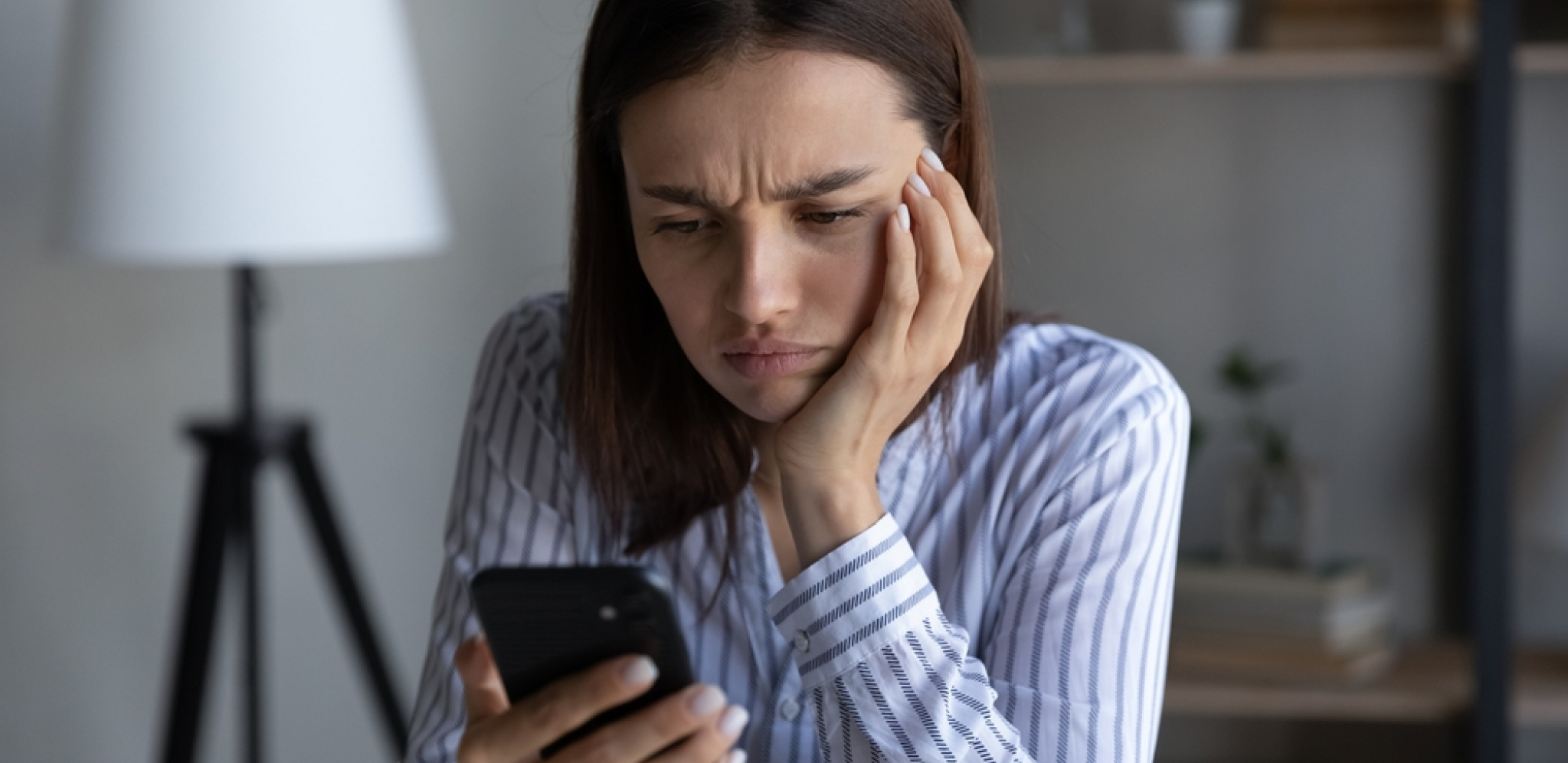 MESECIMA GLEDAO DEVOJKU PREKO ONLIFENSA Kada je shvatio ko je zapravo ona, doživeo šok života!