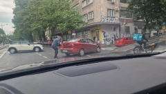 SAOBRAĆAJNA NEZGODA NA BULEVARU KRALJA ALEKSANDRA (FOTO)