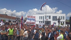 SKUP U ZNAK PODRŠKE SRBIMA SA SEVERA KOSOVA Oko 5.000 Srba se okupilo u Gornjem Kuscu da podrže svoje sunarodnike (FOTO)