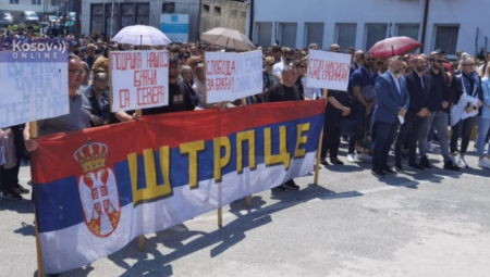 GODINU DANA KURTIJEVOG TERORA "Najviše nam nedostaju proizvodi za decu"