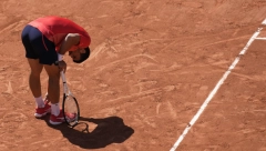 "NOVAK JE SARKASTIČAN" Publika ga vređala, Đoković ispao kriv za sve (FOTO)