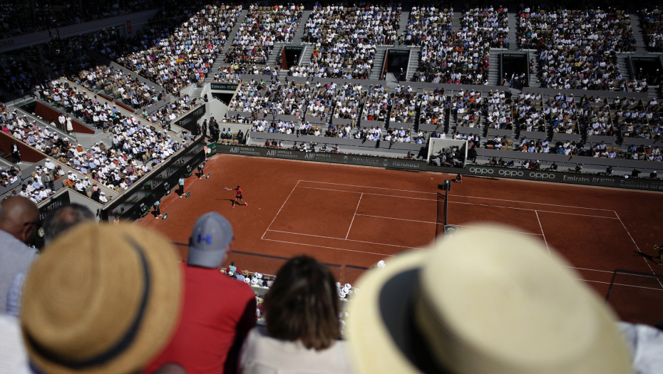 BRUKA ROLAN GAROSA Francuzi se baš obrukali, zamislite da se ovo desilo Novaku Đokoviću