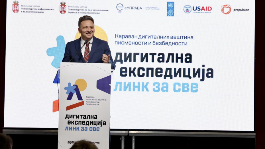 Edukacija dece i zajednice i jačanje digitalne pismenosti i bezbednosti glavni ciljevi „Digitalne ekspedicije” (FOTO/VIDEO)