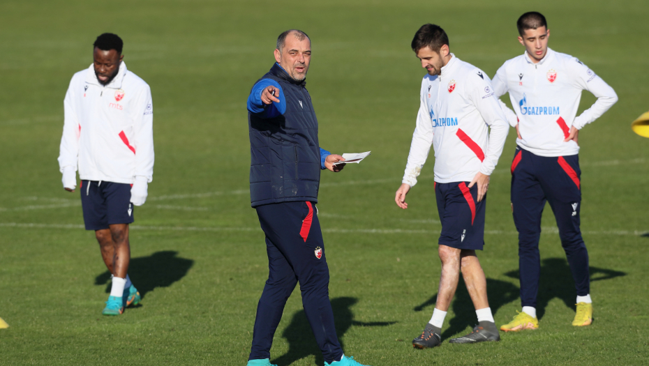 "SEDMICA" NA DEBIJU Omladinci Zvezde do vrha napunili mrežu Brodarca, Barak gledao Milijaševu četu