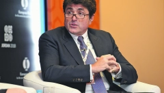 URNEBESNO! ŠOLAK LJUBOMORAN ZBOG KARLEUŠE Zašto su u Junajted Grupi opet poludeli na Telekom