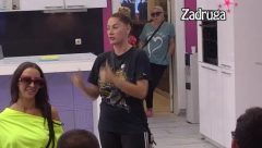 ANA ĆURČIĆ DOŽIVELA NERVNI SLOM, PA PRIZNALA ZA KOGA NAVIJA DA POBEDI Zadrugari zanemeli zbog njenog izlaganja, izbacila sav gnev iz sebe!