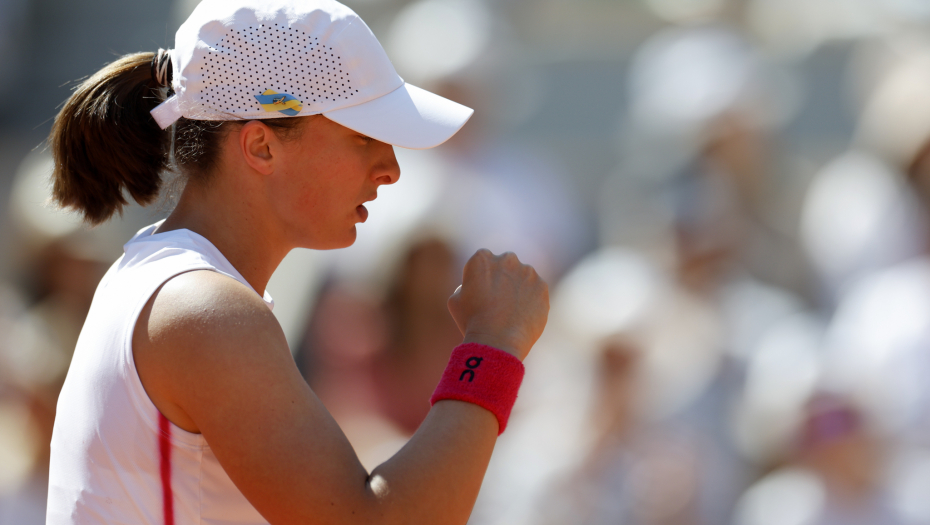 SUROVA IG(R)A Najbolja na svetu ponizila rivalku