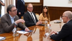 "SRBIJA OSTAJE POSVEĆENA POLITICI MIRA I STABILNOSTI": Vučić sa poslanikom nemačkog Bundestaga Peterom Bajerom o situaciji na KiM